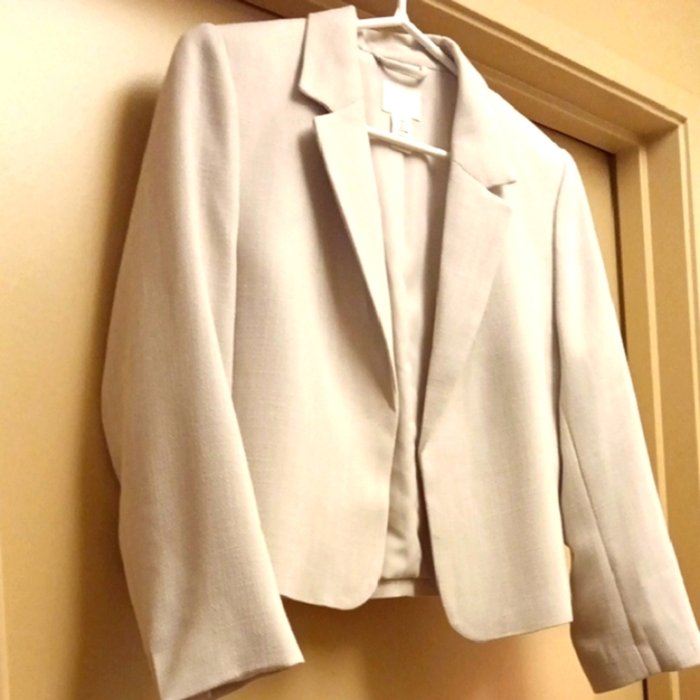H&M Light Ivory Cream Cropped Blazer, Size S
